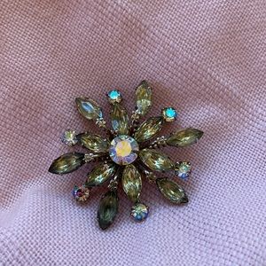 Mid-Century Aurora Borealis Rhinestone Gold Iridescent Brooch